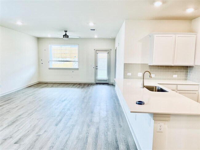 Foto del edificio - 2413 Sisterdale Ln