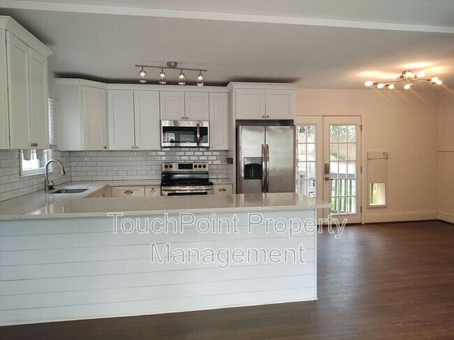 Building Photo - 5121 Kistler Ave