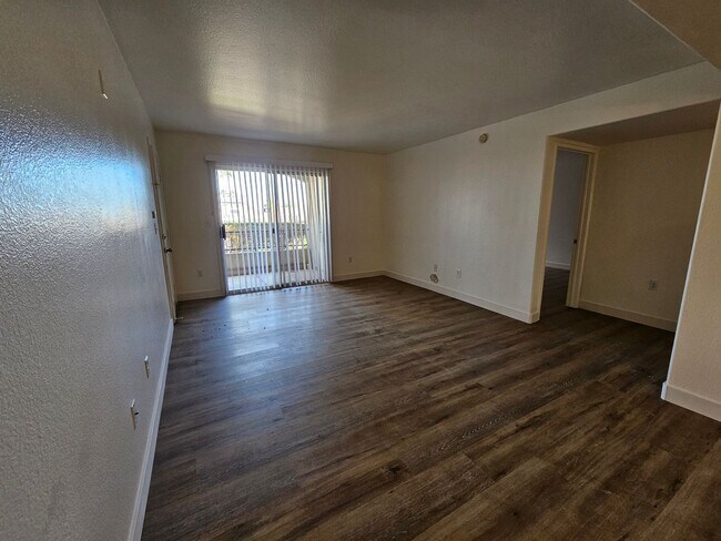 Foto del edificio - Ground-floor Condo 2-bed, 2-bath!