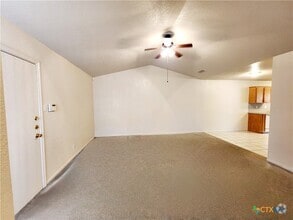 Building Photo - 203 Lydia Dr