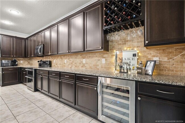 Foto del edificio - 4381 SW Gossamer Cir