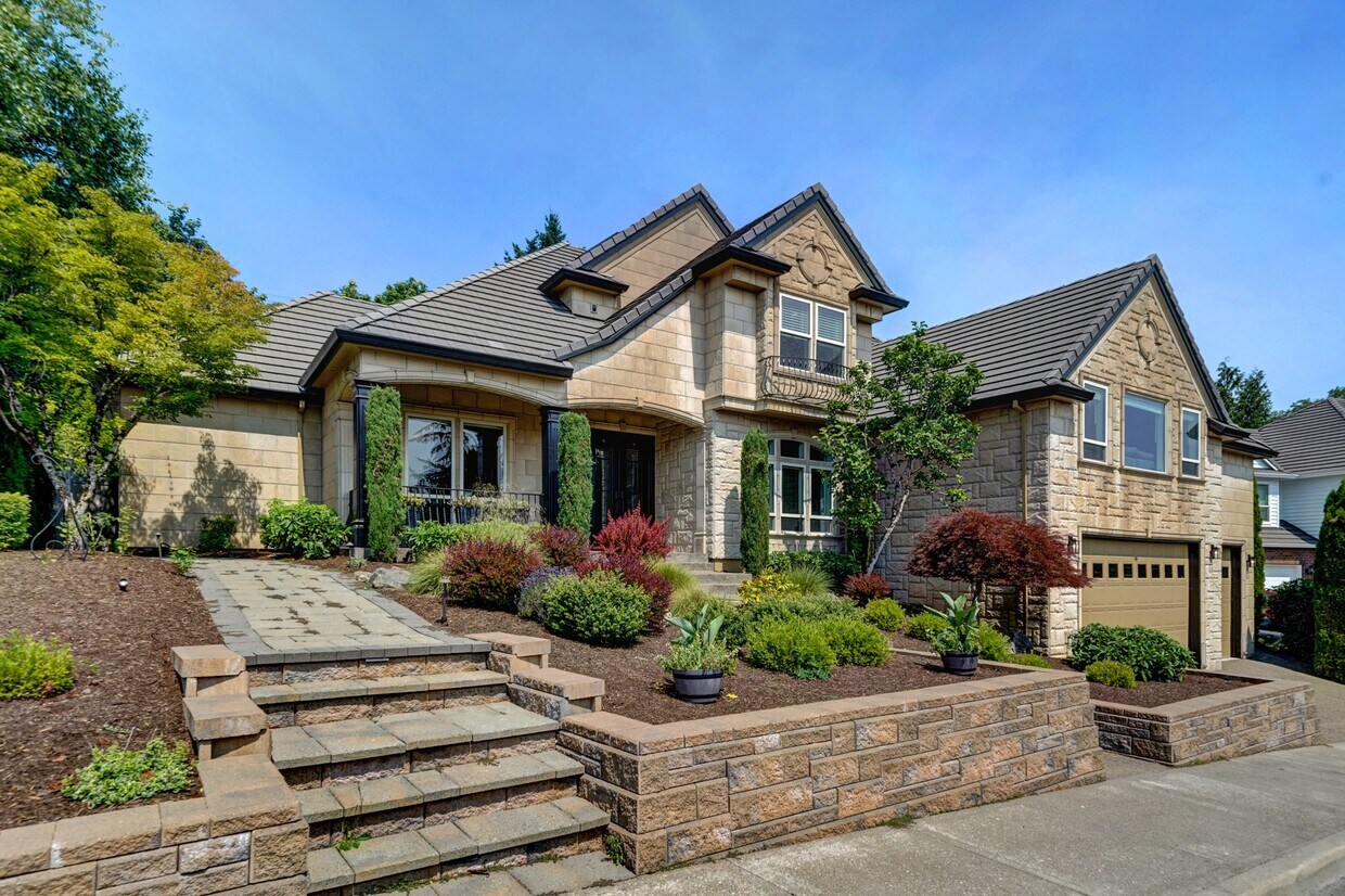 Primary Photo - 3762 NW Devoto Ln