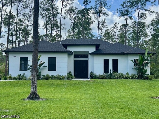 Foto del edificio - 3724 2nd Ave NE