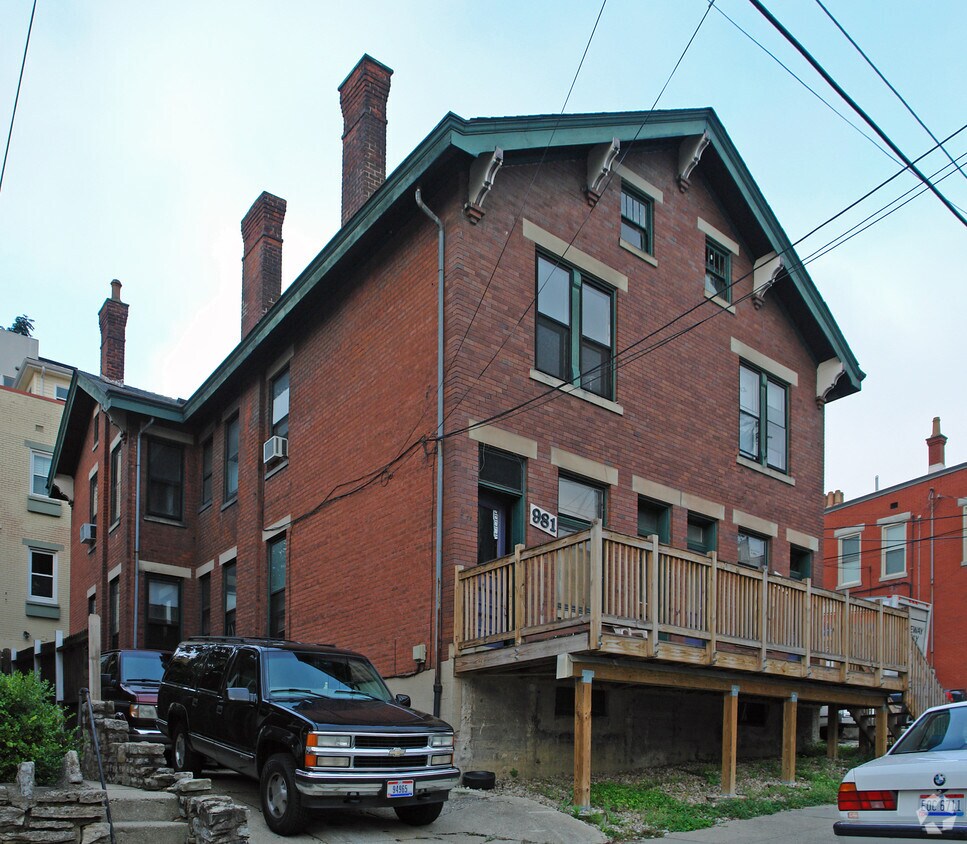 Building Photo - 979-981 Hatch St