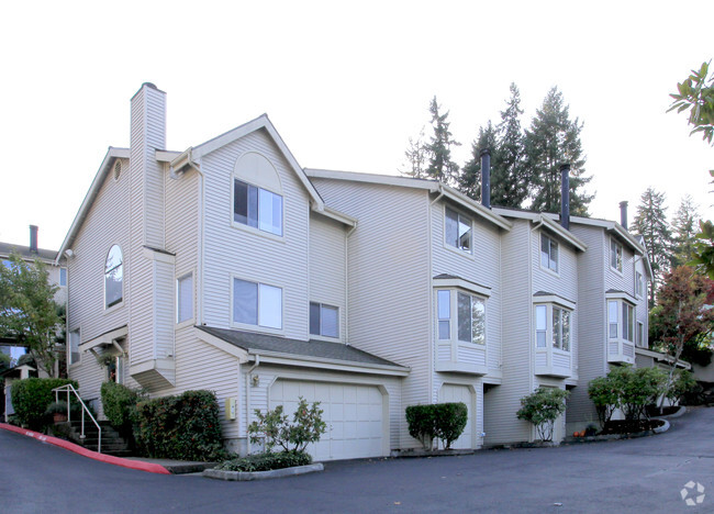 Foto principal - Larkspur Landing at Lake Sammamish