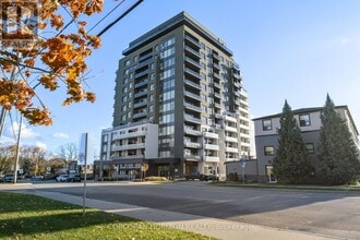 Building Photo - 71 Wyndham St S