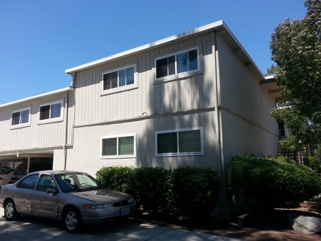 Foto del edificio - 1469 Marclair Dr