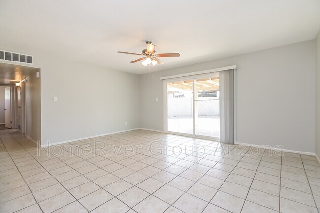 Building Photo - 101 E Paseo Way