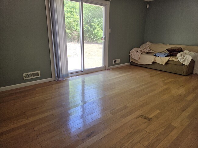 Foto del edificio - 1401 River Rd