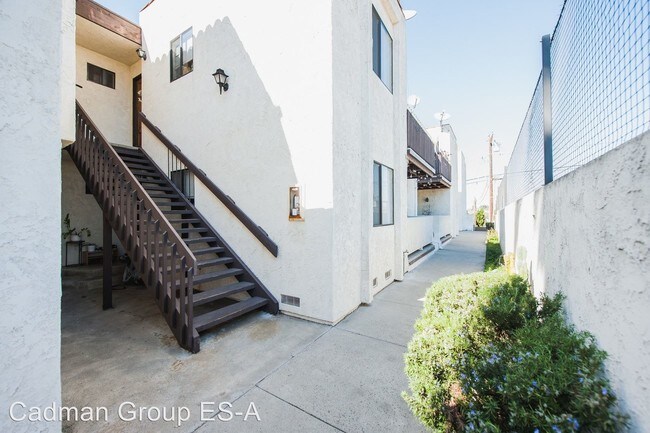 Foto del edificio - 711 E Grand Ave