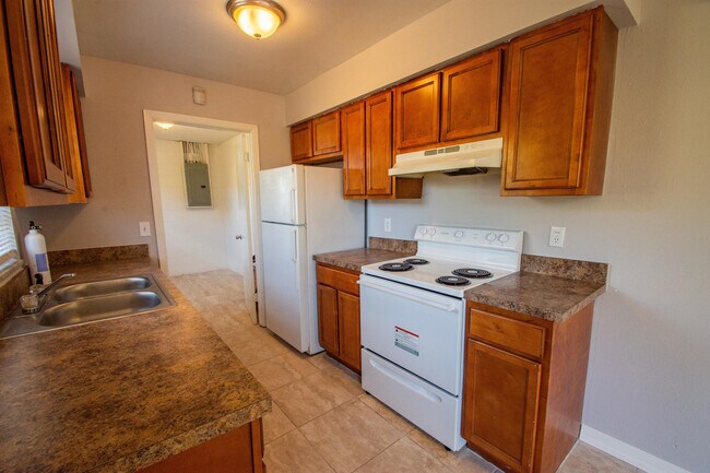 Foto del edificio - 3 Bedroom Home in Lake Mary.