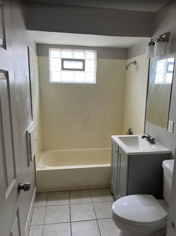 Foto del edificio - 6046 N 61st St