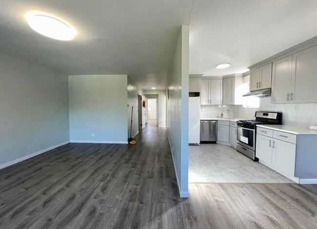 Foto del edificio - 16902 19th Ave