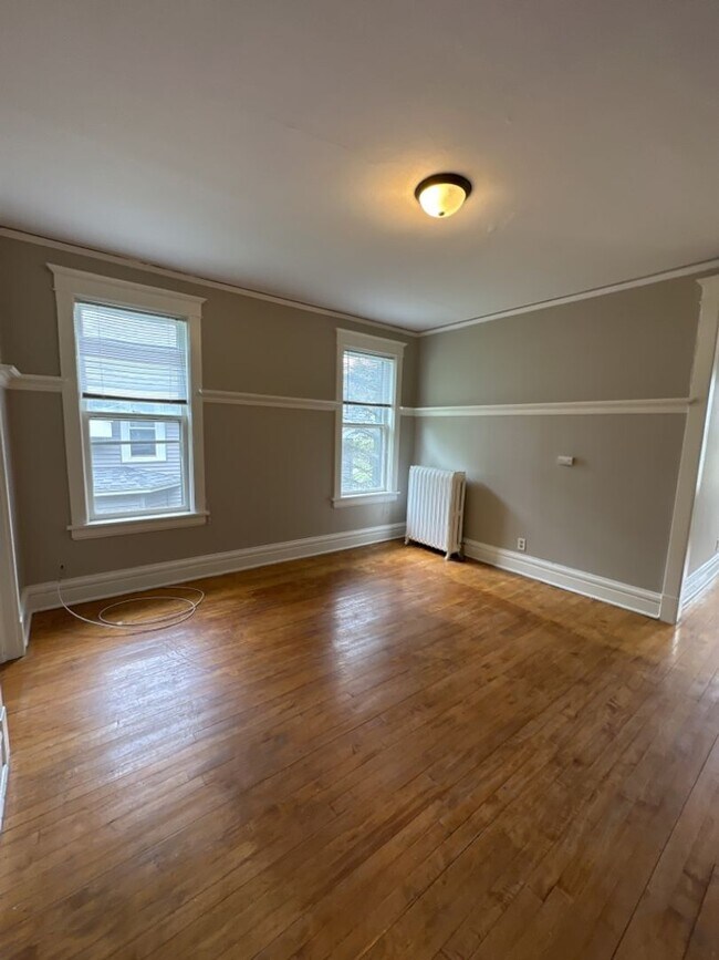 Foto del edificio - 2107-2107 E 5th St