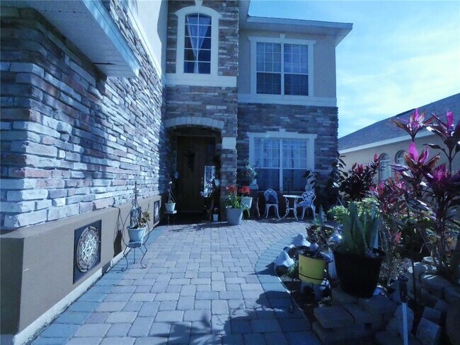 Building Photo - 2409 Sand Arbor Cir