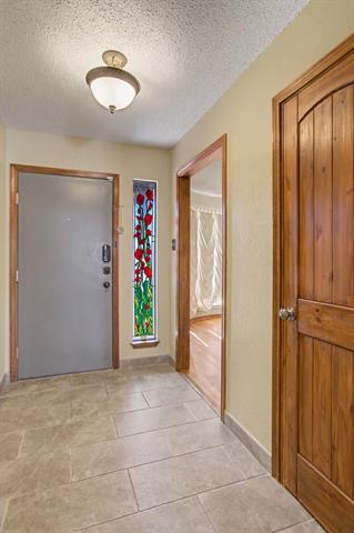 Building Photo - 604 Baker Dr