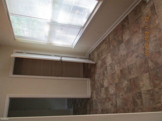 Building Photo - 3 br, 2 bath House - 48 Leeward Dr