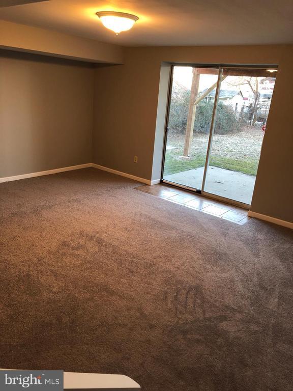 Foto del edificio - 1240 Pine Grove St