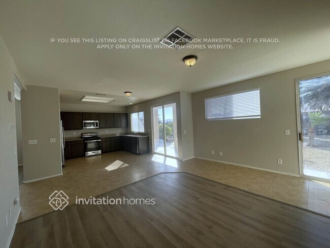Building Photo - 3608 Russian Olive St