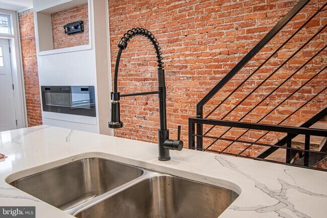 Foto del edificio - 1730 S 20th St