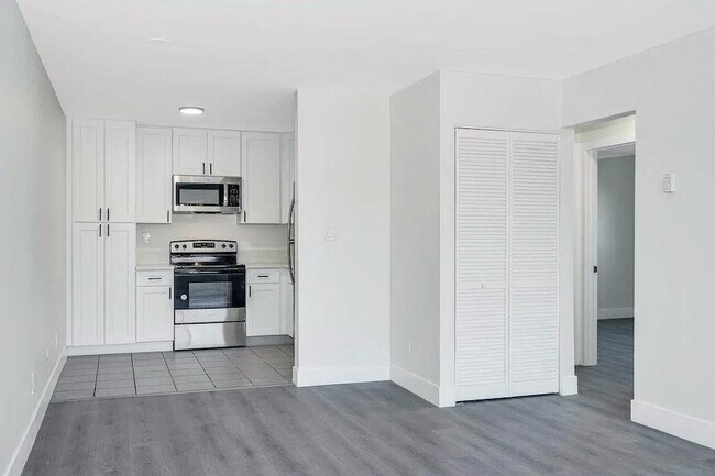 Foto del edificio - 1642 C Ave