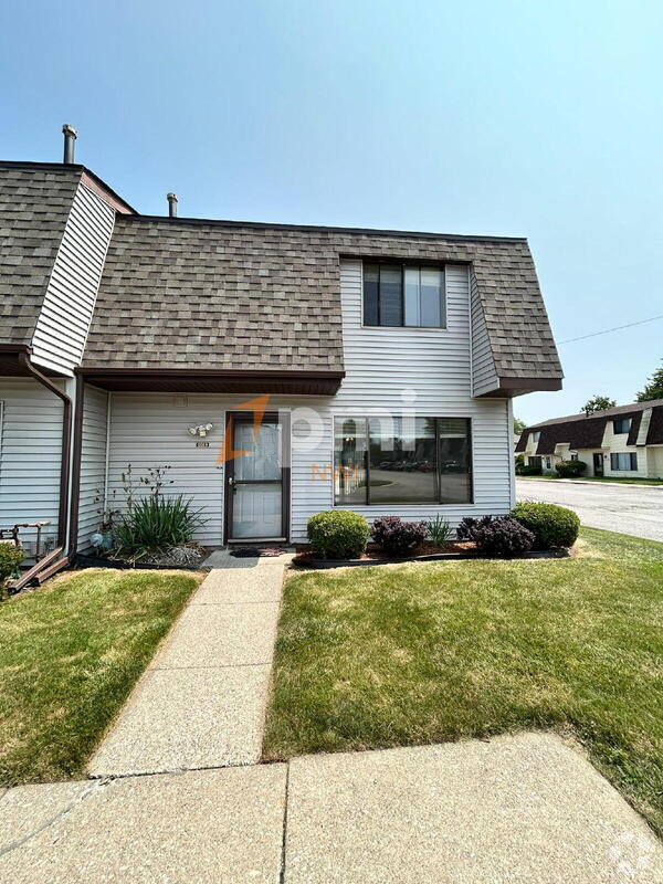 Building Photo - 6059 Delaware Dr