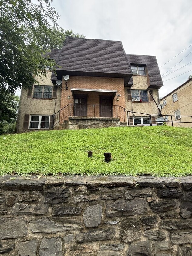 Photo - 121 Main Street