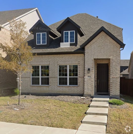 Building Photo - 904 Utica Dr
