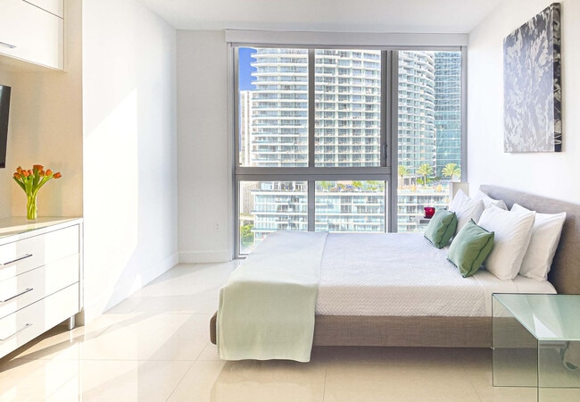 Foto del edificio - 485 Brickell Ave