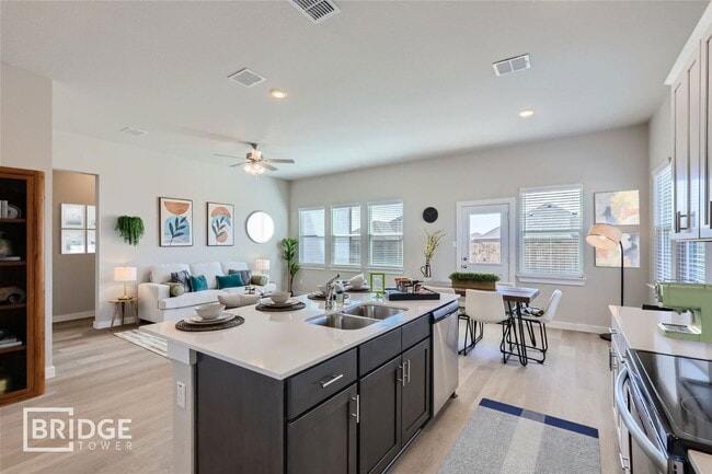 Building Photo - LIVINGSTON PLAN