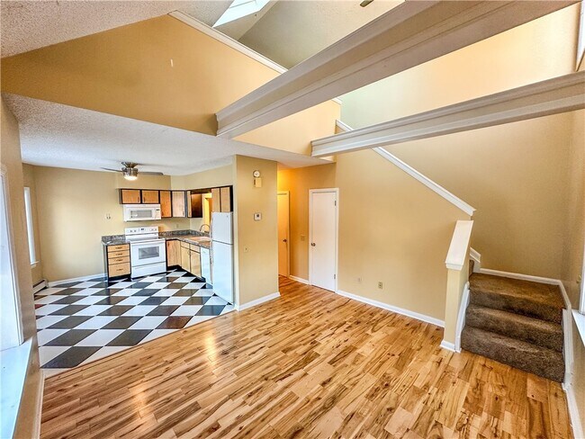 Foto del edificio - 113 Comfort St