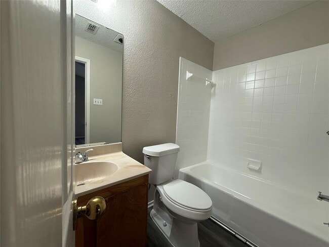 Building Photo - 9313 Kempler Dr