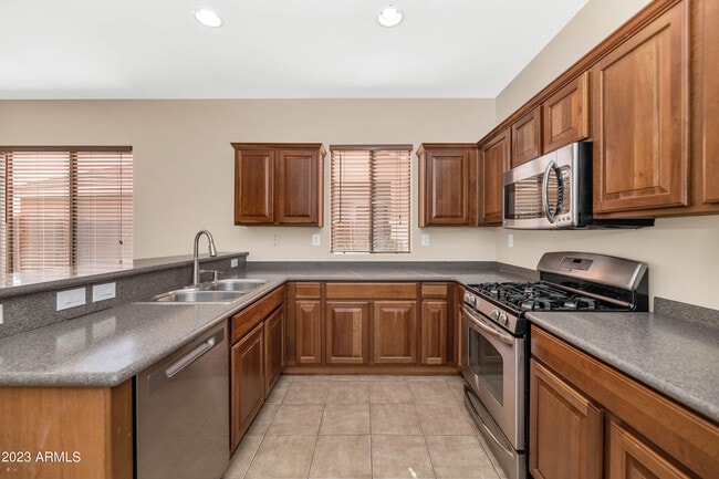 Building Photo - 40291 N La Cantera Dr