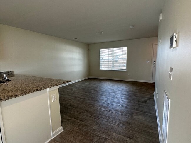 Building Photo - CLARKE COUNTY RENTAL in Shenandoah Crossin...