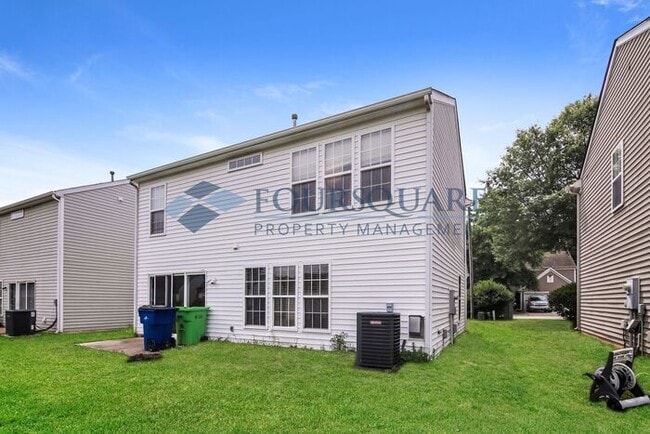 Building Photo - Single Family | Back Patio | Two- Car Gara...