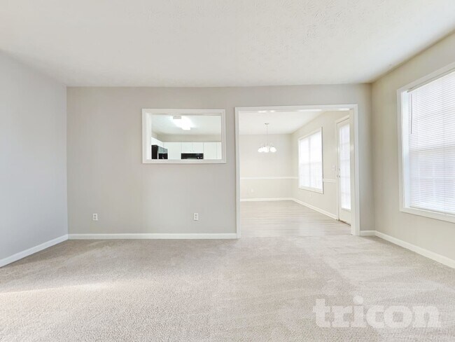 Building Photo - 62 Kirkhill Dr