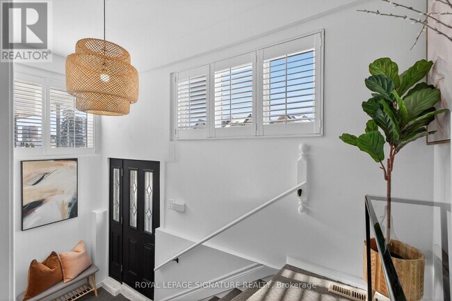 Photo du bâtiment - 79 Pitt Ave