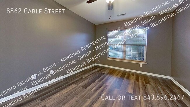 Foto del edificio - 8862 Gable St