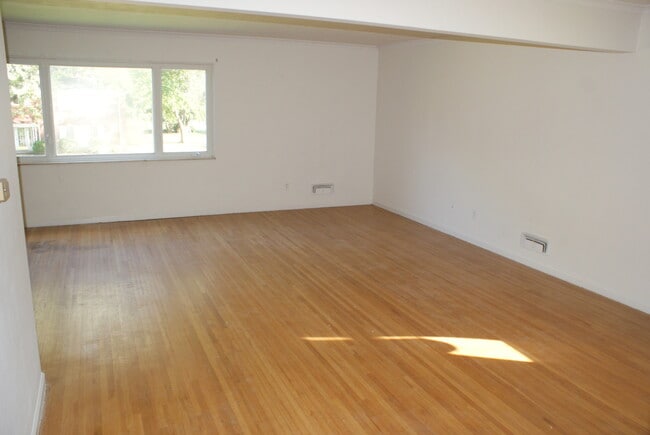 Foto del edificio - 2127 Collinway St