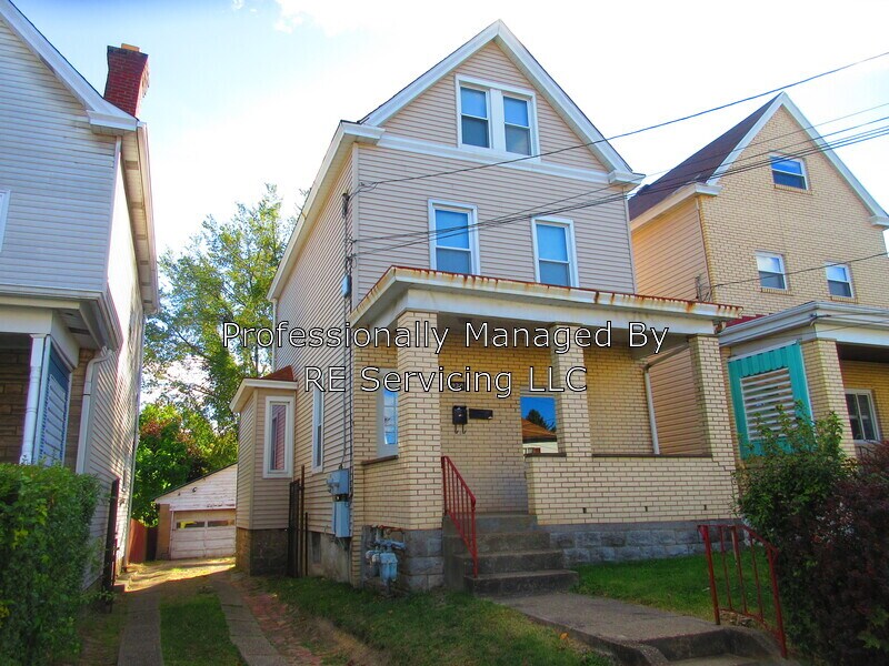 Primary Photo - 920 Norfolk St