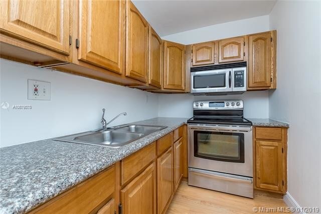 Foto del edificio - 4707 NW 7th St