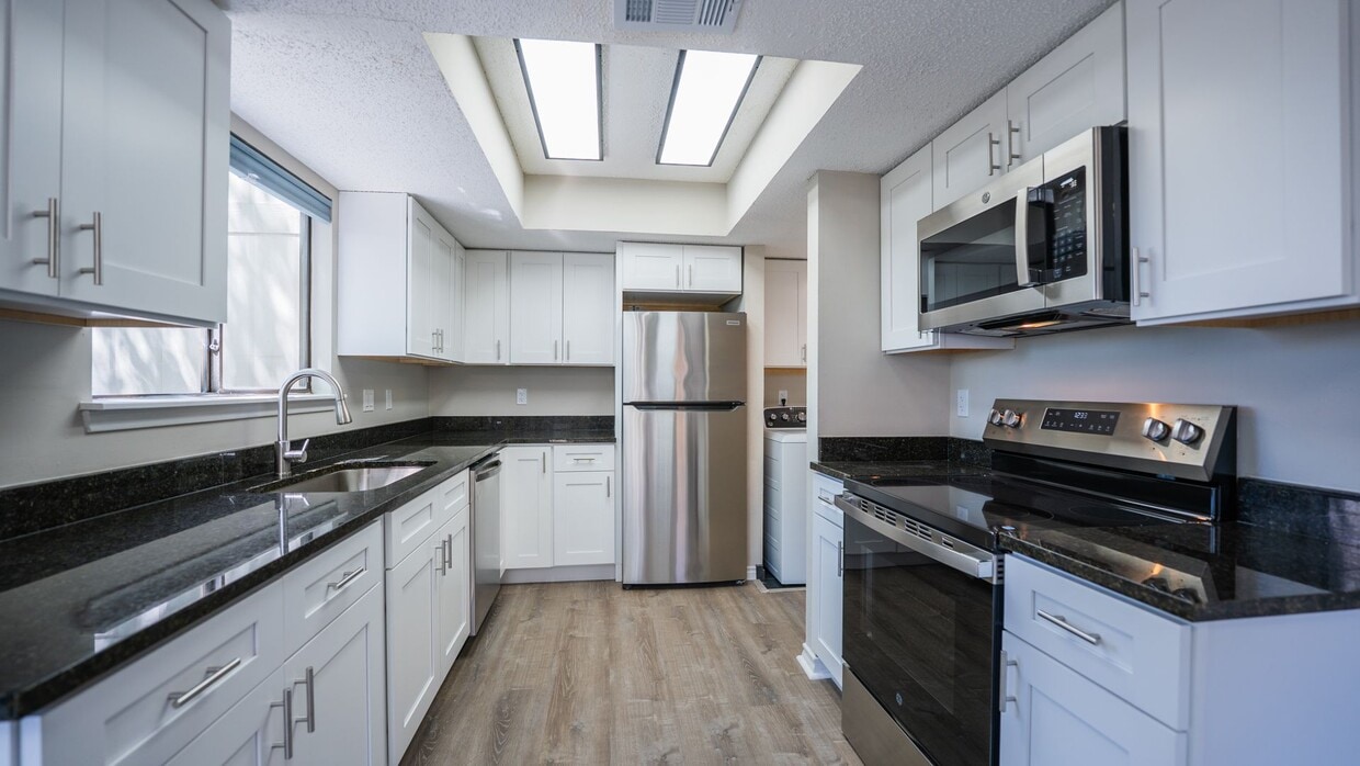 Building Photo - 9914 Ardash Ln
