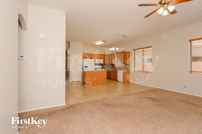 Foto del edificio - 32626 N Cat Hills Ave