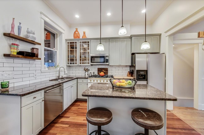 Kitchen (adjacent to sunroom) - 719 S Claremont Ave