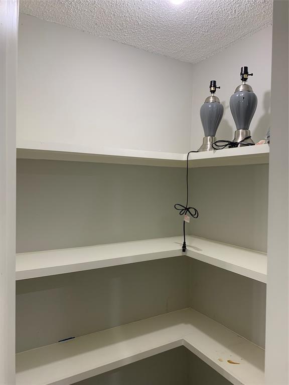 Foto del edificio - 17219 Lillian Ln