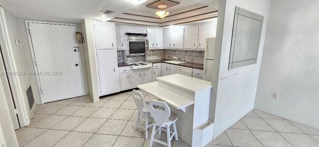 Foto del edificio - 18041 Biscayne Blvd