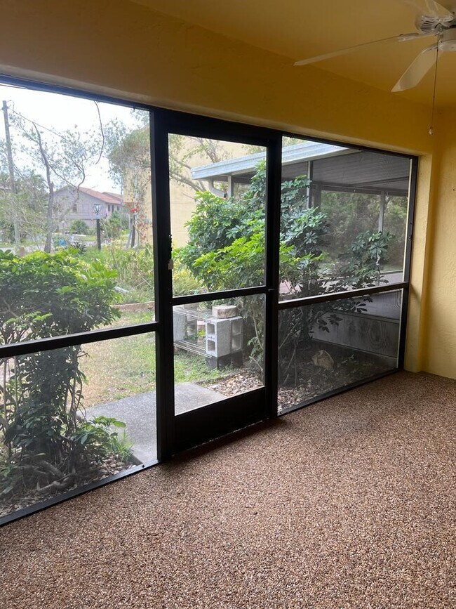 Foto del edificio - 4341 Country Club Blvd
