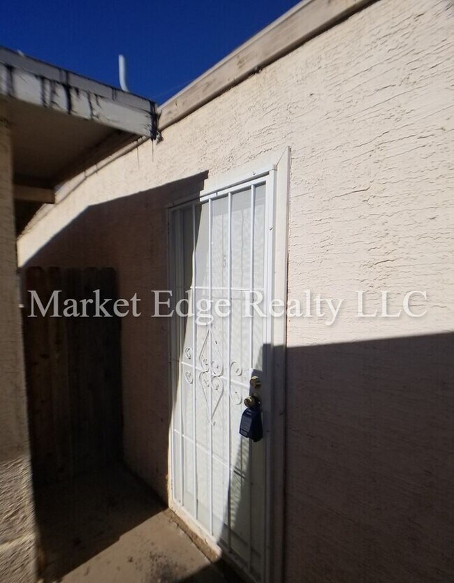 Building Photo - 1844 N 51st St