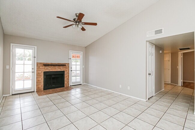 Foto del edificio - 2848 E Brown Rd