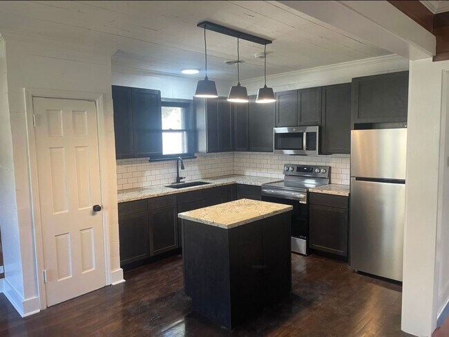 Foto del edificio - 321 S Arcola St